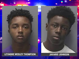 Arrestan a dos menores por amenazas contra la escuela King High School y un  maestro