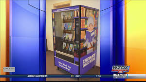 Book Vending Machine Rewards Students In Auburn Rocketcitynow Com