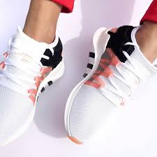 Pin By Aiesha On Nike Trending Shoes Shoe Boots Cute Shoes