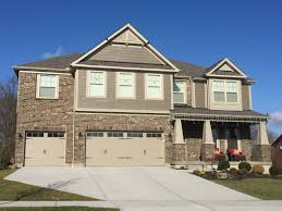 Also well kept lawn around. 50 Best Exterior Paint Colors For Your Home Ideas And Inspirations Painted Brick House House Paint Exterior Outside House Colors