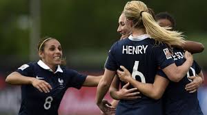 Le sélectionneur de l'angleterre, gareth southgate, n'a effectué qu'un seul changement pour le match de qualification à la coupe du monde 2022 contre la pologne mercredi (20h45). Football Coupe Du Monde Les Bleues Battent L Angleterre 1 0 L Express