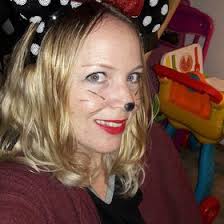 Lynette Pennington (lynetteann1)