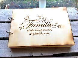 Familienbuch Fotoalbum Din A4 Gastebuch Aus Holz Mit Gravur In 2020 Diy Hochzeitsgastgeschenke Gastebuch Hochzeit Fotoalbum