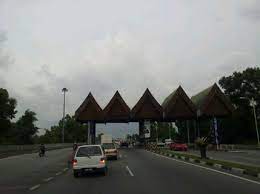 Dalam memilih kampus pun sebenarnya tak harus melulu tertuju pada universitas negeri saja karena kini sudah banyak deretan universitas swasta yang kualitasnya tak kalah baik dengan universitas negeri. Syarikat Swasta Di Terengganu Syarikat Swasta Di Terengganu Sebuah Syarikat Swasta Syarikat Persendirian Atau Syarikat Rapat Ialah Syarikat Perniagaan Yang Dimiliki Sama Ada Oleh Pertubuhan Bukan Kerajaan Atau Oleh Jumlah