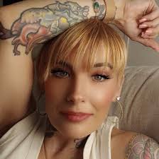 Marie Jo Raymond dans personnes