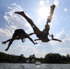 Jun 17, 2021 · das wetter in deutschland steht die nächsten tage ganz im zeichen von hitze. Wetter Europa Kampft Jetzt Mit Den Folgen Der Hitzewelle Welt