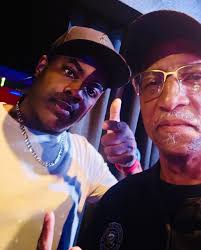 I had a fun night here at the Comic Strip comedy club in El Paso Texas!  With Steven Michael Puga, my home dawg Charles Allen and headliner Rob  Little!!! Very funny crew