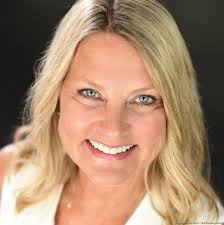 Cushman & Wakefield's Kim Meyer garners Women in Business award from MSPBJ 