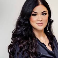 Amanda Pucci Email & Phone Number