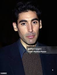 20 Photos & High Res Pictures