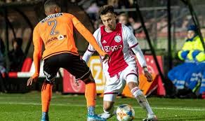 «бавария мюнхен» сыграли вничью с «аякс» со счетом (2·2). Bavariya Arendovala U Ayaksa 20 Letnego Napadayushego Football Ua