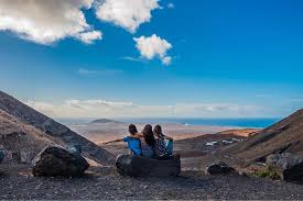 Best area to stay in lanzarote best place to stay in lanzarote for couples: 14 Unmissable Places To Visit In Lanzarote Hostelworld