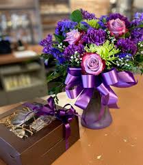 Memphis is inextricably linked with the music of bluegrass and country, rock 'n' roll and rhythm 'n' blues and soul. Bartlett Flower Shop Gift Cards Tennessee Giftly