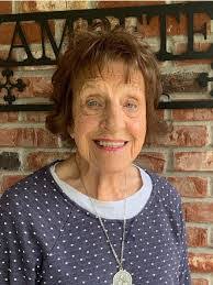 Karen Hackman's Instagram, Twitter & Facebook