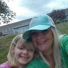 Amber Vail's Instagram, Twitter & Facebook