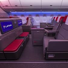 Die business class war an diesem tag nicht ganz ausgebucht. Love To Sip In The Skies Fly Latam Airlines Premium Business Class To Experience The Best Wine Selection Created Vacation Trips Business Class Travel Deals