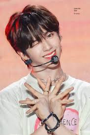 Orioles Fans Support Team and Former Player Adam Frazier