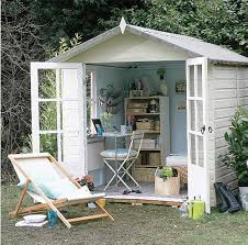 Pin Von Interni Auf Favorite Places Spaces Hinterhof Buro Gartenhaus Hinterhof Studio