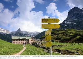 Käufer und verkäufer) von wohnungen in den gemeinden berchtesgaden, schönau am. Karlingerhaus Am Funtensee Uber Dem Konigssee Berchtesgadener Land Oberbayern Bayern Deutschland Wohnung Kaufen Immobilien Kaufen Wolle Kaufen