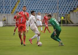 Stadionul municipal , botosani , romania. Fc BotoÈ™ani Cfr Cluj 0 2 Victorie CategoricÄƒ Pentru Liderul Ligii 1 DupÄƒ Dubla Lui Deac