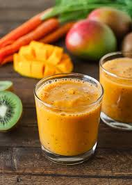 Carrot Mango And Kiwi Smoothie Rezept Gesunde Getranke Smoothies Gesund Gesunde Snacks
