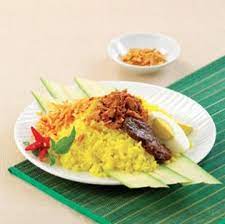 Resep Nasi Kuninga Manado Dengan Lauk Cakalang Tumis Semur Daging Telur Rebus Dan Kering Kentang Resep Nasi Resep Nasi