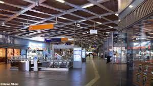 Gelsenkirchen hauptbahnhof is a railway station in the german city of gelsenkirchen. Gelsenkirchen Hbf Personentunnel Foto Von Heinz Albers