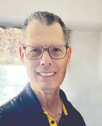 Curtis Wendt's Instagram, Twitter & Facebook