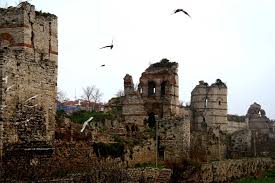 The walls were partly destroyed in 447 by a brutal earthquake lucky for you, you can now take walk on the istanbul city walls! Walls Of Constantinople Abc News Australian Broadcasting Corporation