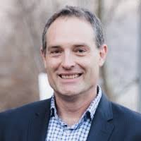 100+ perfiles de «Comley»