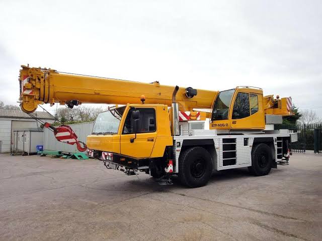 Tadano ATF-40G-2 All Terrain Crane