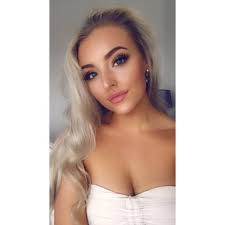 Bethany (@bethanyhallam_x)