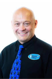 Meet Our Art Instructors