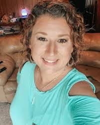 Amanda Lape's Instagram, Twitter & Facebook