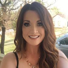 Heidi Douglas (@heidi.douglas7)