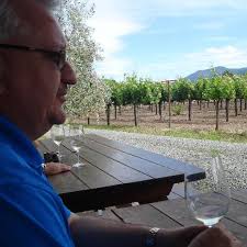 Seven of Hearts (@7ofHeartsWine)