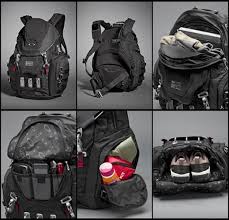 And, there's plenty of other pockets for your essentials. Kitchen Sink Backpack Review Minimalist Home Designs Messenger Bag Backpack Backpacks Backpack Reviews