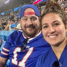 Kevin Hillen's Instagram, Twitter & Facebook