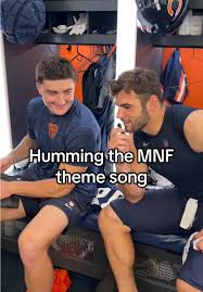 Monday Night Football Theme Performance by Chicago Bears