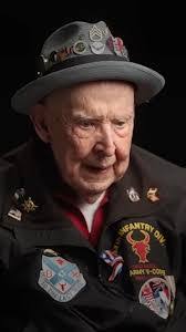 Aaron Severns's Instagram, Twitter & Facebook