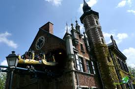 Das haus anubis ist die deutsche version der niederländischen erfolgsserie het huis anubis. Anubis The Ride Plopsaland De Panne Freizeitpark Welt De