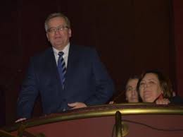 Jak mówił, śląsk jak mało który region polski zapłacił za zmianę ustroju problemami natury gospodarczej. Prezydent Na Premierze Filmu Kamienie Na Szaniec Dzieje Pl Historia Polski