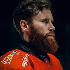 Episode 352 Kevin Tansey -Running a muck of the EIHL with the Sheffield  Steelers and loving hockey again -Fighting, scoring, winning and more  importantly throwing pucks to kids, hockey is fun and