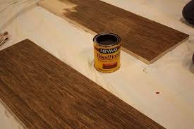 Using A Rubber Door Mat And A Piece Of Wood Or An Old Door I Would Paint The Wood Black And Then Spray Paint White Over T Diy Wall Art Door Mat