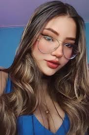 🌸 Instagram de la minita: 💕https://www.instagram.com/zhinobu_aly/ ⚠️  Gente bonita, hace mucho no subía una fotito, así que les dejo esta de  antes de ponerme delicada de salud jaja. Agradezco los lindos mensajes