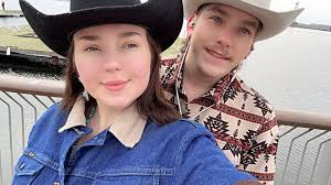 This is legit how I met my partner of 7 years. Not in this group, but a  local group not related to Trek but he posted about Trek!