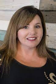 Kimberly Camden's Instagram, Twitter & Facebook