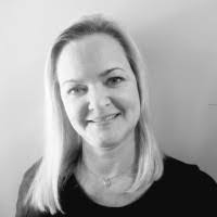 Meredith Dillon's Instagram, Twitter & Facebook