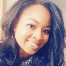 Melanie Amos's Instagram, Twitter & Facebook