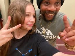 Behind the scenes- Sock it to 'em Santa! At the @polyspree Holiday  Extravaganza! Thanks @oooohnats for taking the video! I am usually never in  the videos or pics but here I am